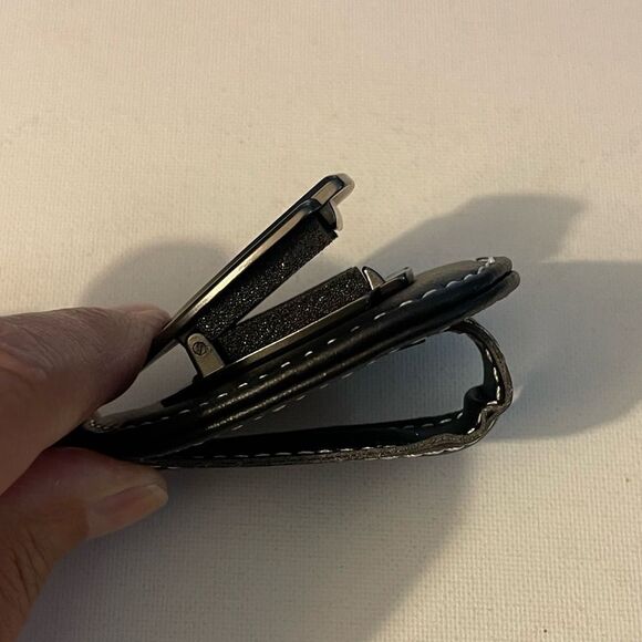 Infinity Logo Sunglass Holder for Car Black PU Leather NWT - Picture 6 of 9